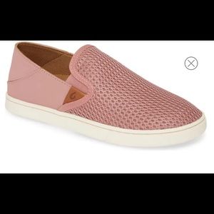 'Pehuea' Slip-On Sneaker
OLUKAI